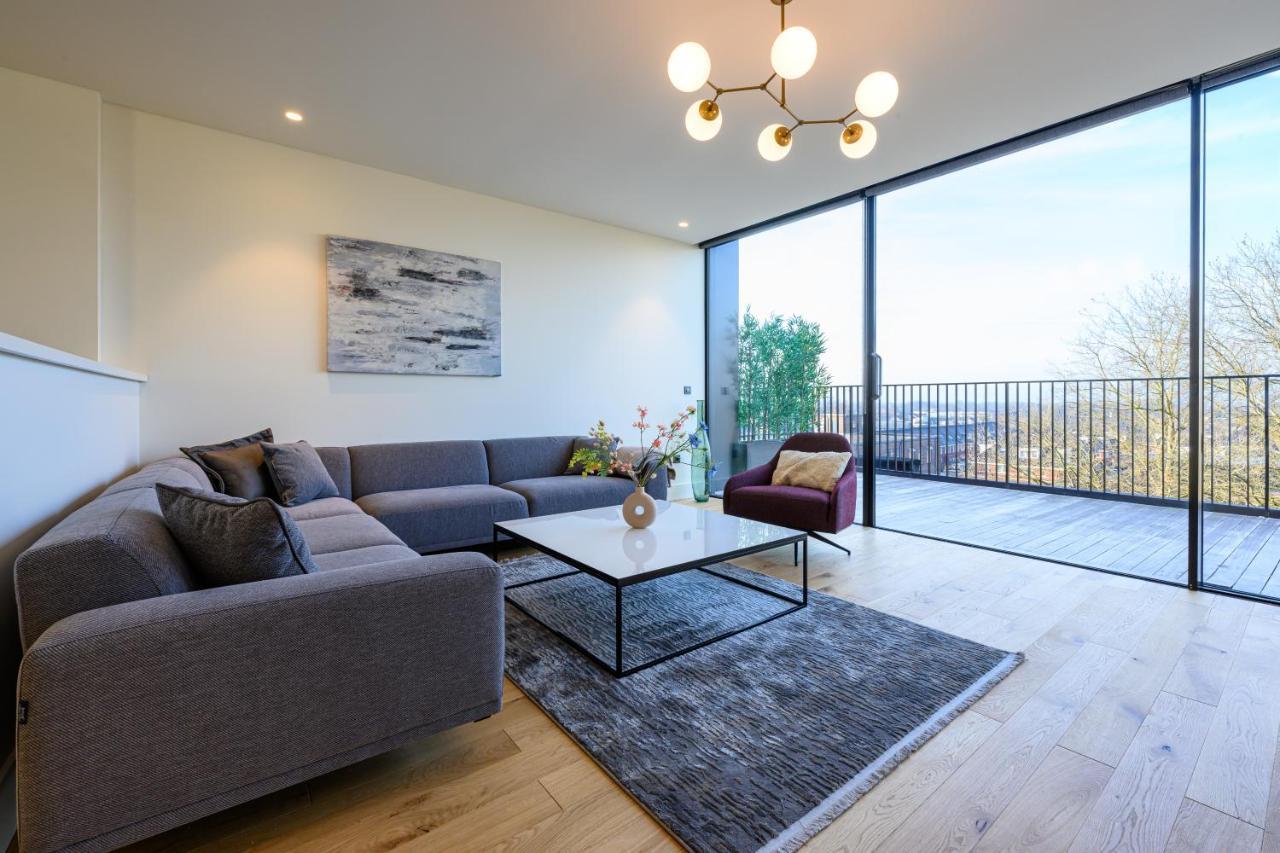 12, Apartments, 4-6 Pers, Central, Stunning View, Near Supermarket & Public Transport Aparthotel