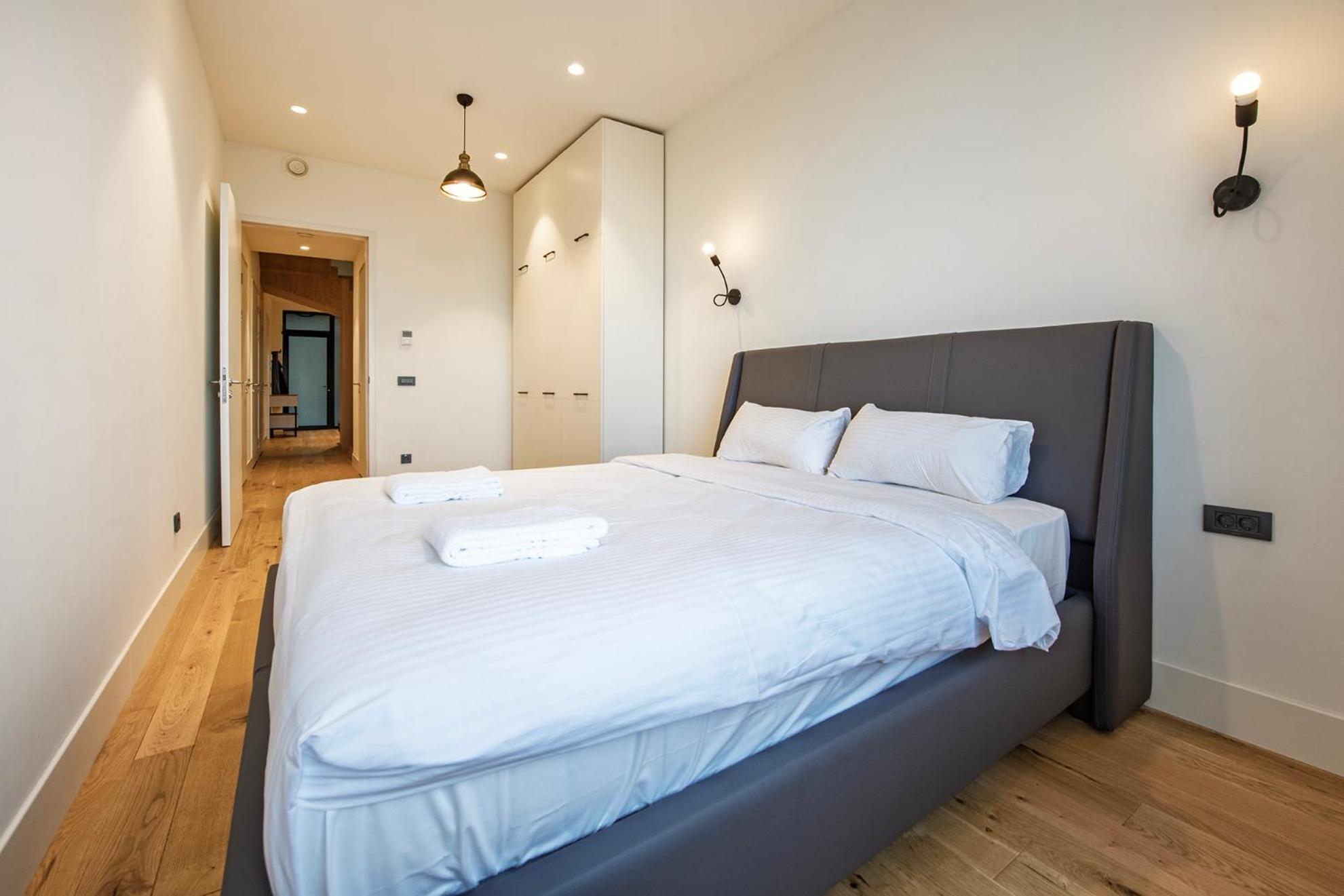 12, Apartments, 4-6 Pers, Central, Stunning View, Near Supermarket & Public Transport *